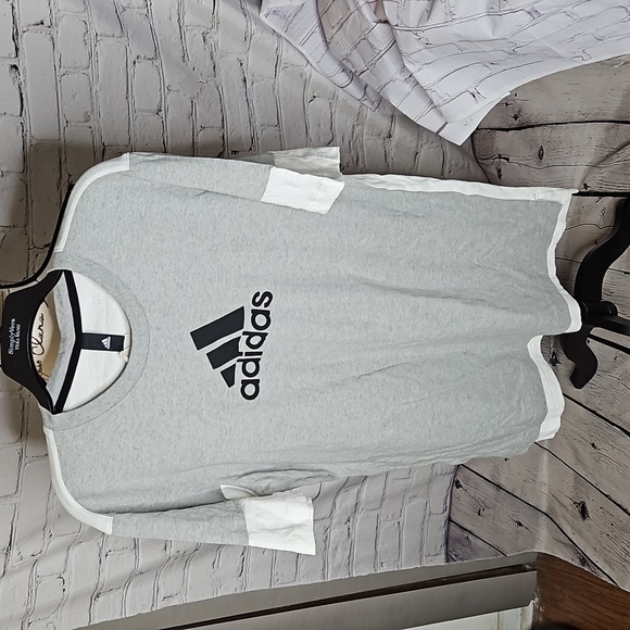 Adidas Logo T-Shirt Team Lillard NWT Size Large - Picture 1 of 6